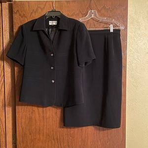 Kasper A.S.L. Black Short Sleeve Suit